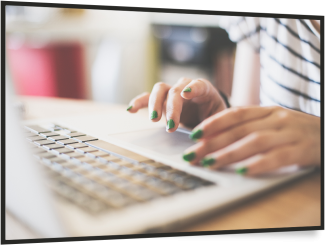 girl using laptop